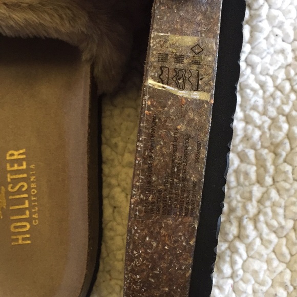 Hollister furry slides - Picture 5 of 8